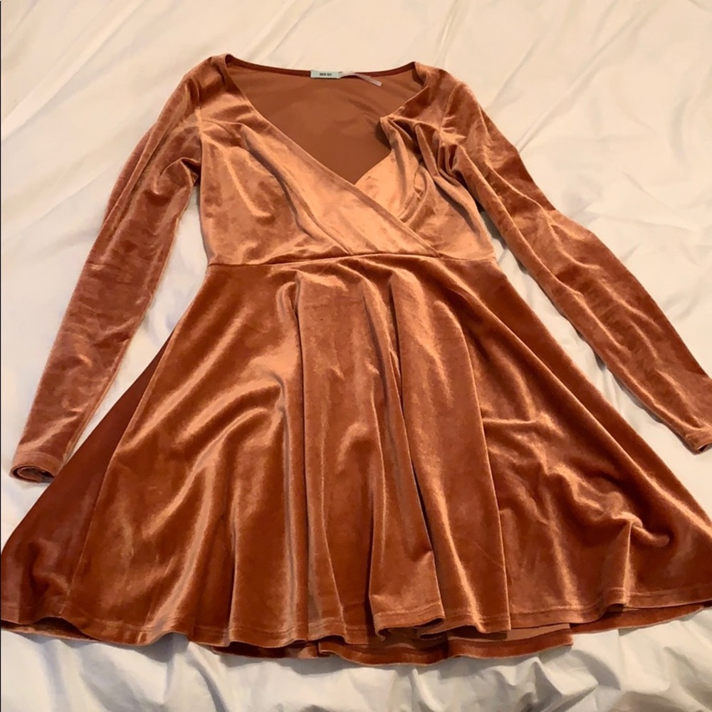 Burnt orange velvet long sleeve dress